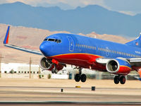 N795SW @ KLAS - Southwest Airlines / 2001 Boeing 737-7H4 - by SkyNevada - Brad Campbell