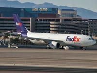 N670FE @ KLAS - Federal Express - 'FedEx' / 1997 Airbus Industrie A300F4-605R - by Brad Campbell