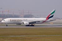 A6-EME @ VIE - Emirates B777-200 - by Andy Graf-VAP
