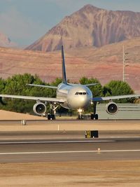 N166UP @ KLAS - United Parcel Service - 'UPS' / 2005 Airbus A300 F4-622R - by SkyNevada - Brad Campbell