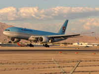 HL7721 @ KLAS - Korean Air / Boeing 777-2B5 (ER)