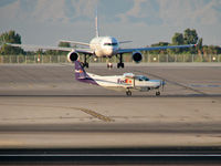 N844FE @ KLAS - Federal Express - 'FedEx' / 1989 Cessna 208B - (Super Cargomaster)