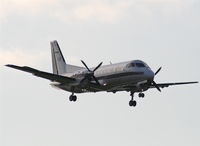 N384MA @ PTK - landing