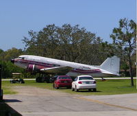N600NA @ 7FL6 - Largest plane at Spruce Creek - by Florida Metal