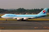 HL7462 @ RJAA - B.747 - by mark a. camenzuli