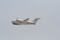 N102FG @ DAB - King Air 200