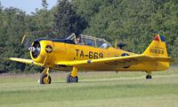 F-AZBL - North American AT-6D - by Volker Hilpert