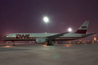 G-BIKP @ VIE - DHL Boeing 757-200F - by Yakfreak - VAP