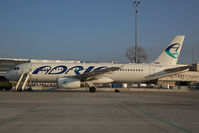 S5-AAA @ VIE - Adria Airways Airbus 320 - by Yakfreak - VAP