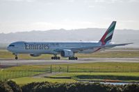 A6-EMX @ AKL - Turning onto the runway for take-off - by Micha Lueck