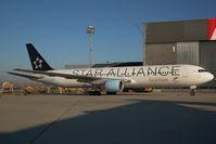 OE-LAY @ VIE - Austrian Airlines Boeing 767-300 in Star Alliance colors - by Yakfreak - VAP