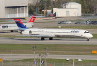 N903DA @ DTW - Delta MD-90