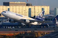 N606GC @ LAX - Gemini Air Cargo N606GC Joe (FLT GCO9189) departing RWY 25R early in the morning enroute to Chicago O'Hare Int'l (KORD).