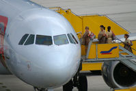 OE-LOF @ SZG - NiKi A320-200 nice view ;-)