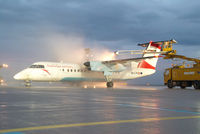 OE-LTH @ VIE - Austrian Arrows Dash 8-300 - by Yakfreak - VAP