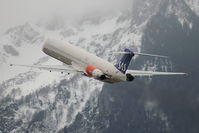 OY-KHN @ SZG - Scandinavian Airlines SAS MDD MD80 - by Thomas Ramgraber-VAP
