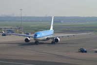 PH-AOC @ AMS - KLM Royal Dutch Airlines A330-200 - by Thomas Ramgraber-VAP