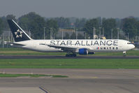 N653UA @ AMS - United Airlines B767-300 (Star Alliance colors) - by Thomas Ramgraber-VAP