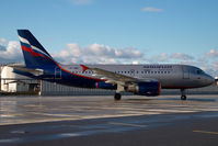 VP-BWK @ VIE - Aeroflot Airbus 319 - by Yakfreak - VAP