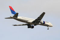 N669DN @ ATL - Over the numbers of 9R - by Michael Martin