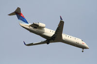 N902EV @ ATL - Over the numbers of 9R - by Michael Martin