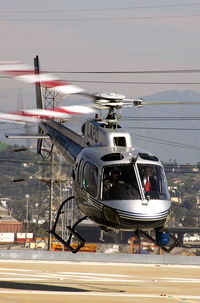 N230LA - Eurocopter AS 350 B2 1 Pilot 2 FBI Agents - by Glenn Grossman