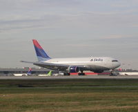 N106DA @ ATL - Delta 767-200 - by Florida Metal