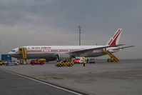 VT-AIR @ VIE - Air India Boeing 777-200 - by Yakfreak - VAP