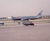 N334AA @ ORD - American 767-200 - by Florida Metal