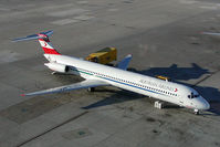 OE-LMC @ VIE - Austrian Airlines MD80 - by Yakfreak - VAP