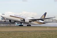 9V-SVH @ AMS - Singapore Airlines 777-200 - by Andy Graf-VAP