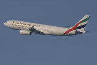 A6-EAB @ VIE - Emirates Airbus A330-200 - by Thomas Ramgraber-VAP