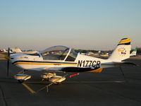 N177CR - PARKED AT RAMP - by ARTURO QUINTERO