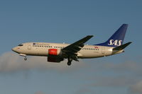 LN-RNN @ BRU - arrival of flight SK4743 - by Daniel Vanderauwera