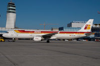 EC-IJN @ VIE - Iberia Airbus 321 - by Yakfreak - VAP