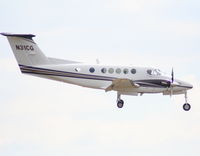N31CG @ DAB - Beech 200