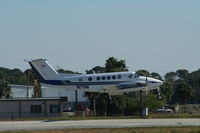 N176M @ DAB - Beech 200