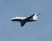 N118RH @ MCO - CL-600 - by Florida Metal