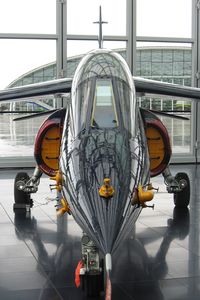 D-IBDM @ SZG - Flying Bulls Alphajet