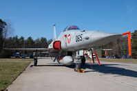 J-3065 @ VIE - Austrian Air Force Northrop F5 Tiger - by Yakfreak - VAP