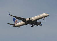 N41135 @ MCO - Continental