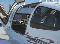N259SR @ NTD - 2006 Cirrus SR20, Continental IO-360-ES 200 Hp, glass panel - by Doug Robertson