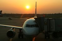 D-AIPK @ DUS - Lufthansa A320 - by Stefan Mager