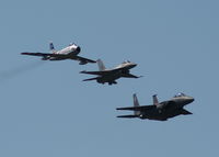 89-0483 @ TIX - Heritage Flight