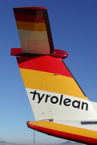OE-LGD @ SZG - Tyrolean Airways Dash 8-400 - by Yakfreak - VAP