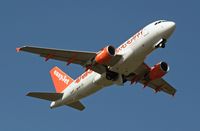 HB-JZG @ EGHH - Airbus A319-111