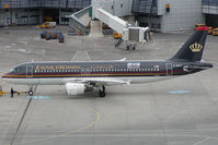 F-OGYC @ VIE - Royal Jordanian Airbus 320 - by Yakfreak - VAP