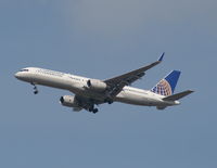 N21108 @ MCO - Continental