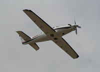 N468TT @ LAL - Epic LT