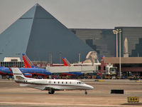 N689QS @ KLAS - Marquis Jet Holdings Inc. - Oklahoma City, Oklahoma / 2006 Cessna 560XL - by Brad Campbell
